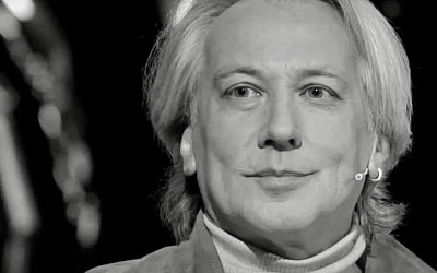 Умер телеведущий Алексей Весёлкин — ему было 61