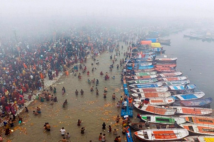 Полнолуние, ради которого Индия выходит к реке