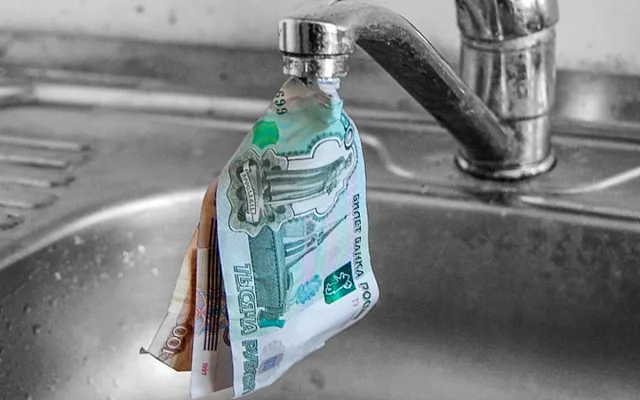 Полмиллиарда, выделенные на воду, растеклись по карманам