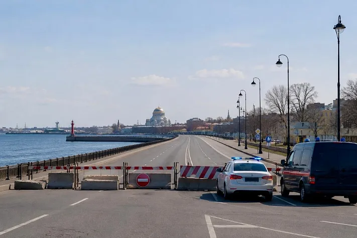 Кронштадт закрыли на въезд и выезд