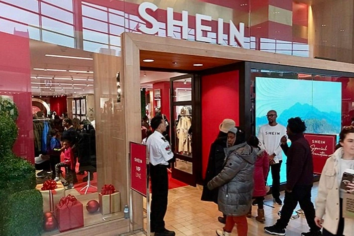 Куклы, которые смутили Париж