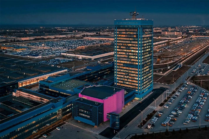 АвтоВаз отзывает тысячи Lada