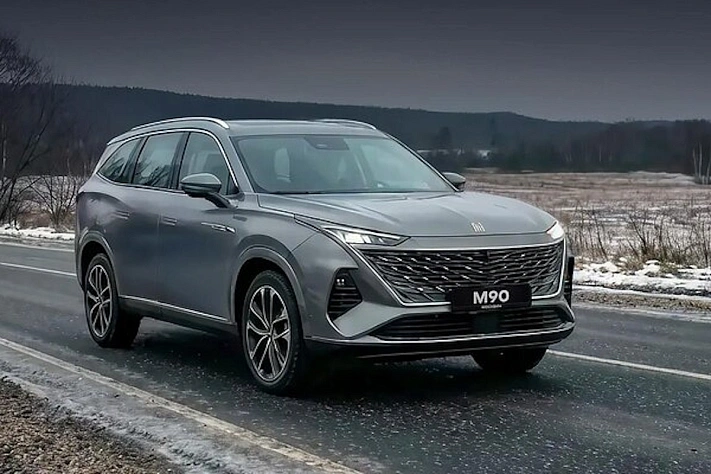 Начались отгрузки новых «Москвичей» М70 и М90