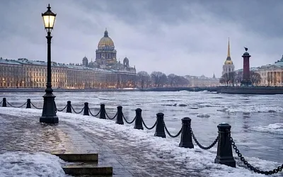 В Петербурге и области фиксируют простои на предприятиях и сокращённые рабочие недели