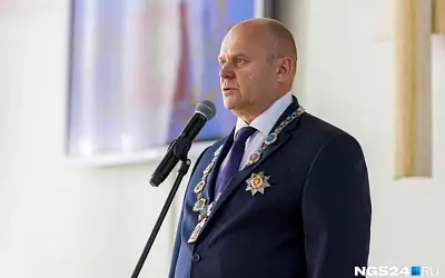 Городской совет Красноярска принял отставку мэра Владислава Логинова