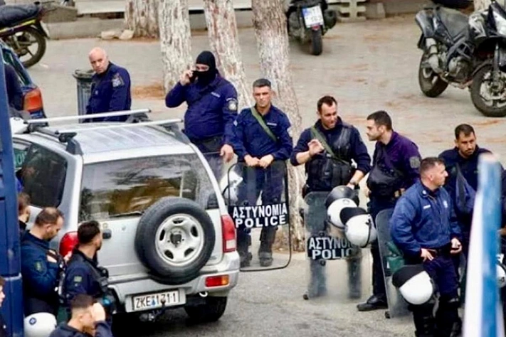 Перестрелка на Крите превращает деревню в «красную зону»