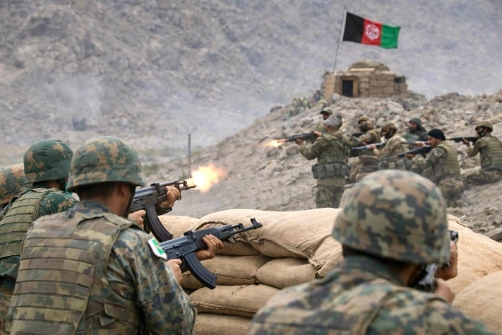 Столкновения между Пакистаном и Афганистаном расширились вдоль границы