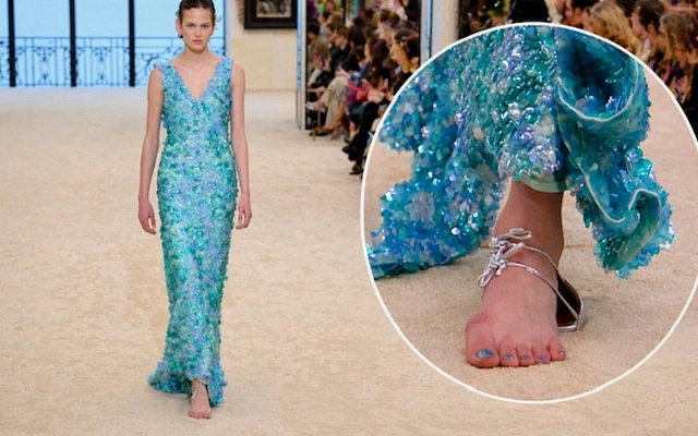 Chanel показала сандалии без передней части стопы и этим снова разделила моду