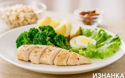 Серотониновая диета: как курица и брокколи улучшают настроение