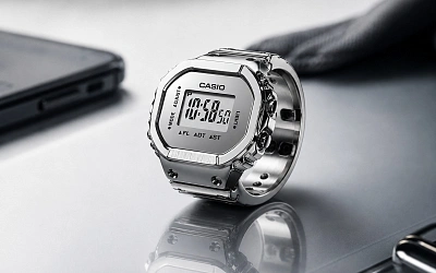 Casio выпустила умное кольцо с экраном