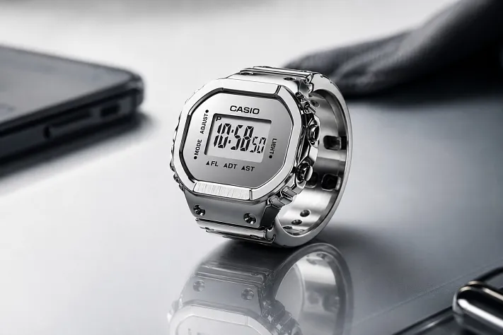 Casio выпустила умное кольцо с экраном