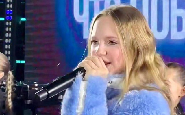 12-летняя Betsy покорила вечеринку Сбер Звука — её хит услышал весь мир