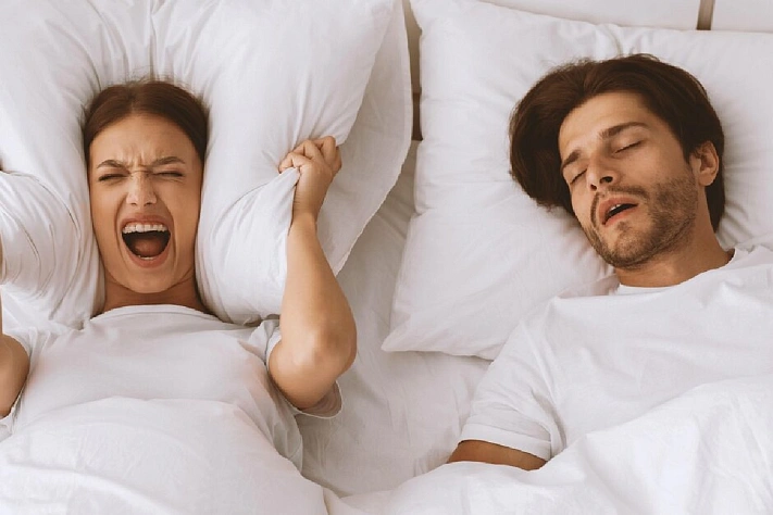 Можно ли оглохнуть от храпа партнёра? 