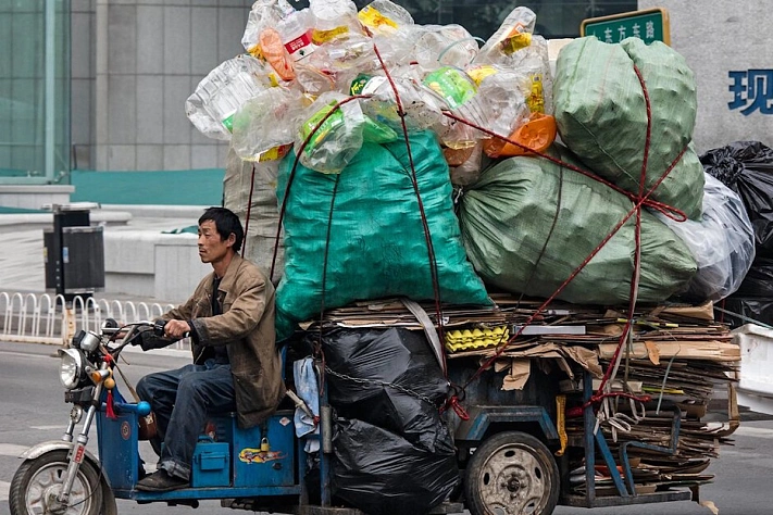 Китай столкнулся с дефицитом отходов