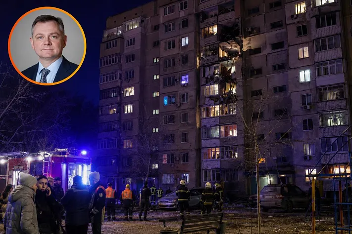 В Таганроге обломки ракеты упали на жилой дом