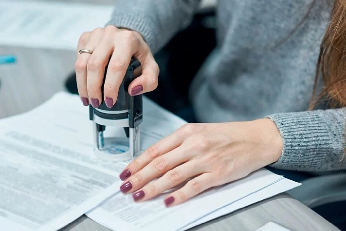 Нотариусов обяжут предупреждать наследников о кредитах умерших