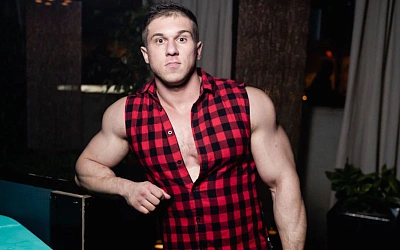 Бодибилдер Адель Пашин попал за решётку на пять лет