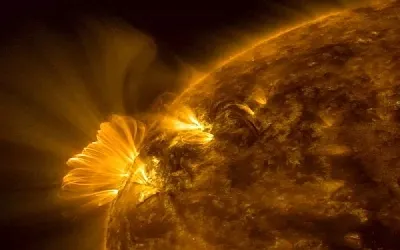 На Землю сегодня обрушится мощная буря