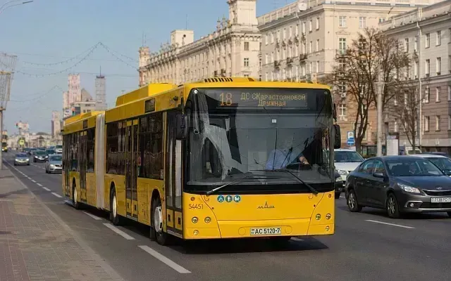 Водителям автобусов в Минске обещают до 5000 рублей