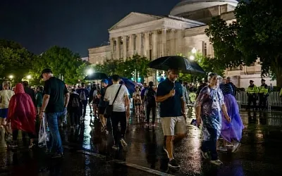 Национальную аллею эвакуировали перед речью Трампа
