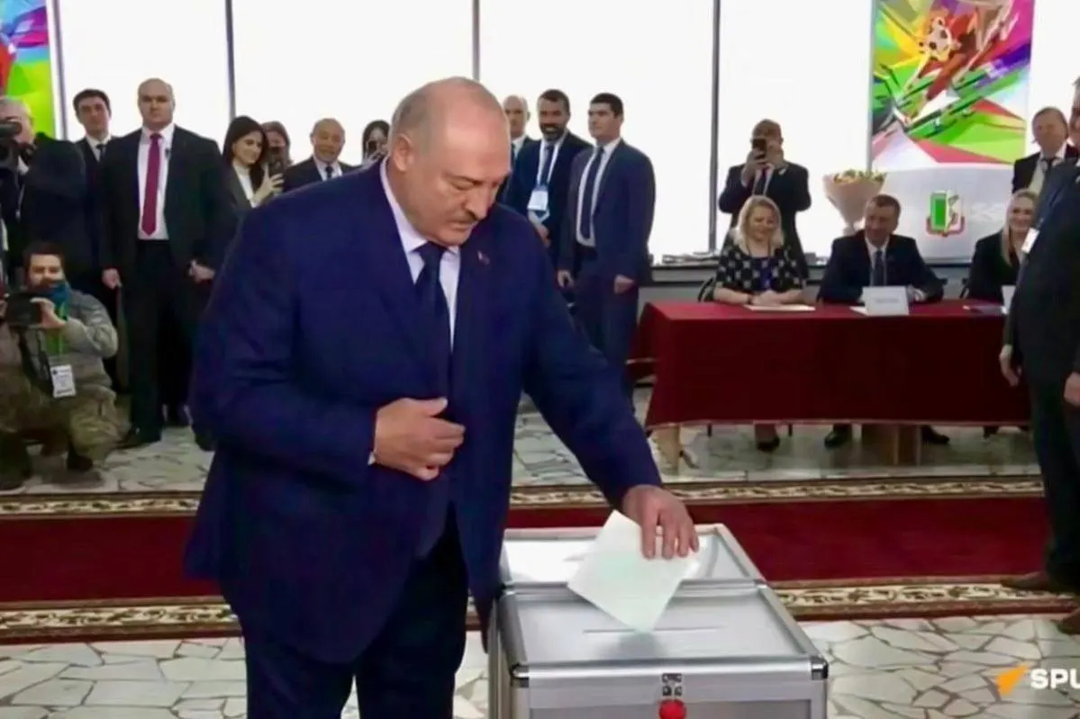 Александр Лукашенко рассказал, за кого проголосовал на выборах президента