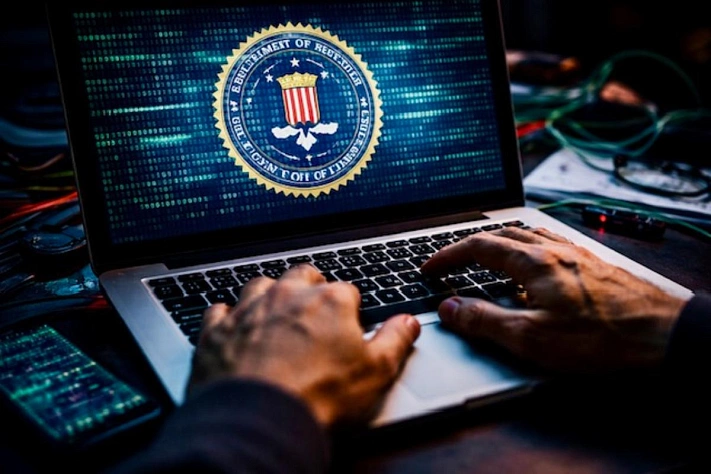 Личную почту директора ФБР атаковали хакеры, которых связывают с Ираном