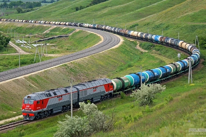 Оборот внешней торговли России сократился на 4%