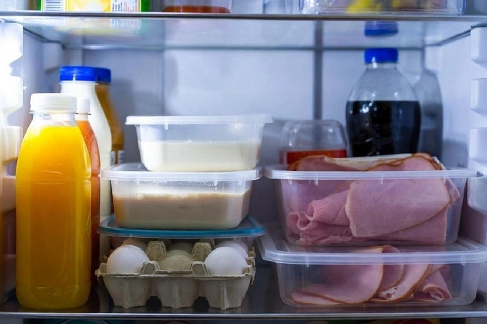 Хранение продуктов в пластике: химические и физические риски