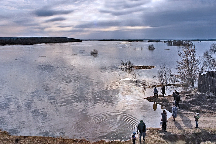 Специалисты прогнозируют сложное весеннее половодье в России