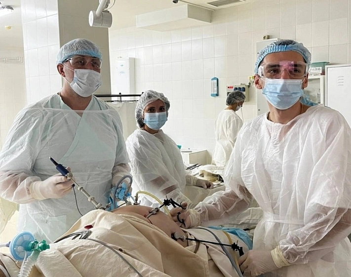 Врачи Кузбасса достали из желудка пенсионера вставную челюсть