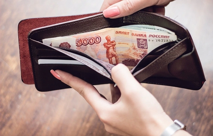 В России предложили выпустить банкноты из 90-х