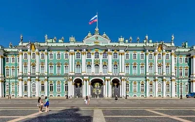  Многодетные семьи смогут бесплатно посещать Государственный Эрмитаж с 16 октября