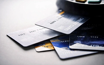 В России выведут из оборота устаревшие карты Visa и Mastercard