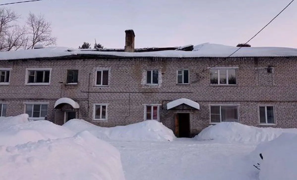 В Кольчугино и Коврове обрушились крыши жилых домов