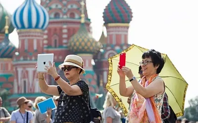 Иностранные туристы больше не хотят в Россию