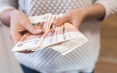 Число россиян с доходом от миллиона в месяц резко выросло