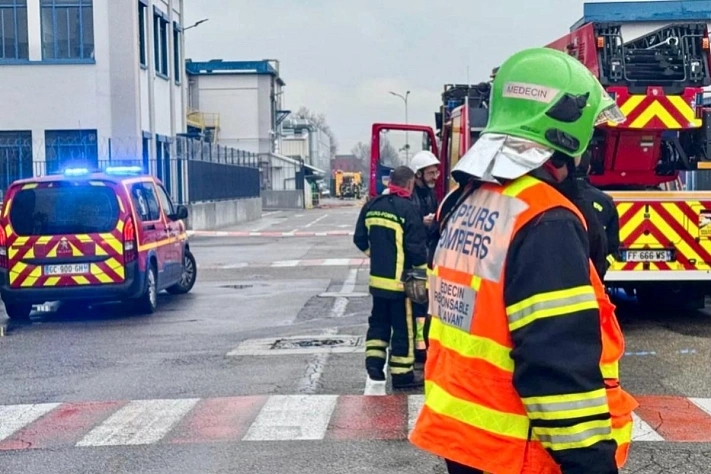 Взрыв на заводе под Лионом привёл к ранению четырёх человек