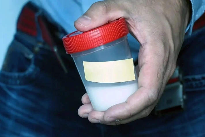 Любителей бань и саун в России направят на спермограмму