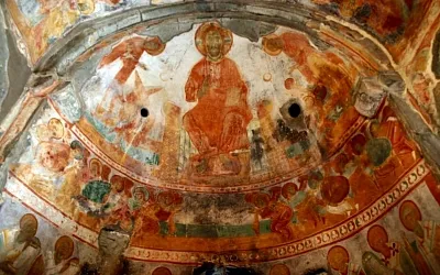 Монастырь Ачи: фрески, драконы и легенда о даре царицы Тамар