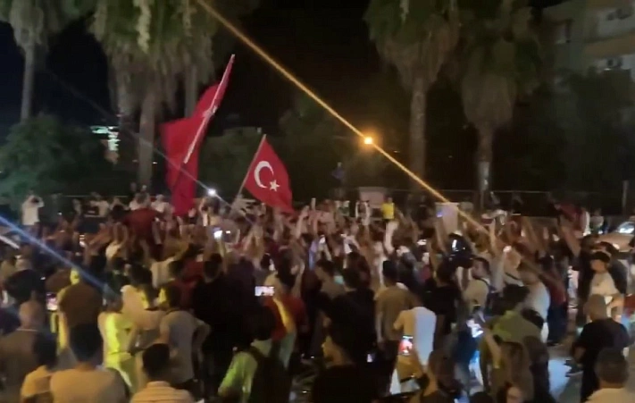 В Турции идут антимигрантские погромы