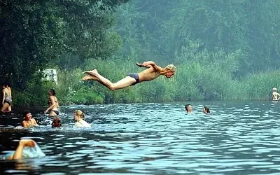 Можно ли подхватить ИППП в бассейне или на пляже?