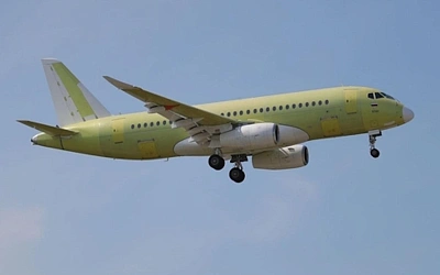 SJ-100 без импортных элементов совершил первый полёт
