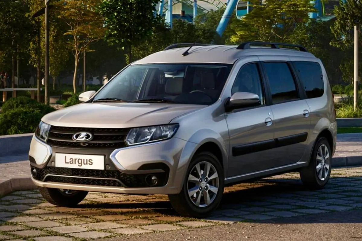 LADA Largus вернулась в пятёрку лидеров российского авторынка