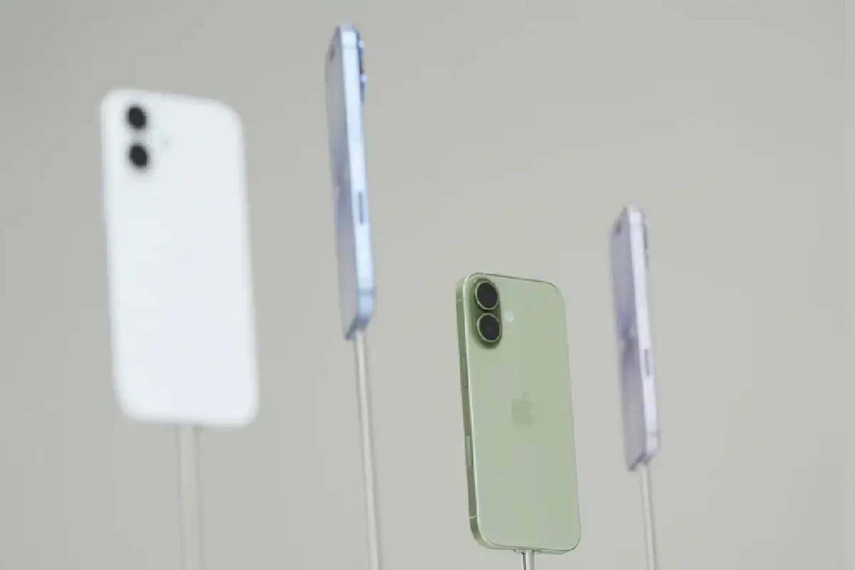 Apple ужесточает контроль за поставками iPhone в Россию