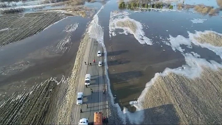 Вода в реке Томь продолжает подниматься