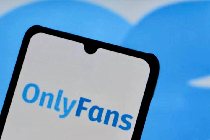 Владелец OnlyFans выплатил себе $701 млн дивидендами