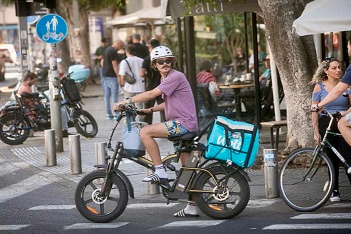 Wolt включил «горячую линию» для жалоб на курьеров