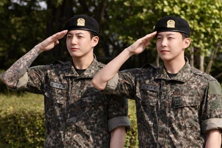 BTS вернулись после армии и снова собирают вокруг себя целую страну