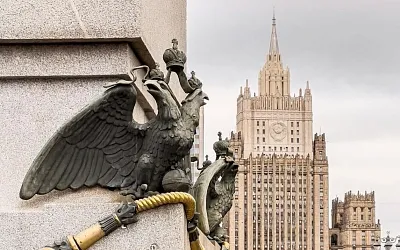 Здание МИДа отмоют целиком