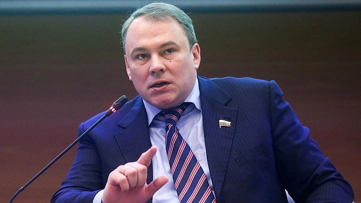 Пётр Толстой назвал большой ошибкой введение ЕГЭ и ОГЭ
